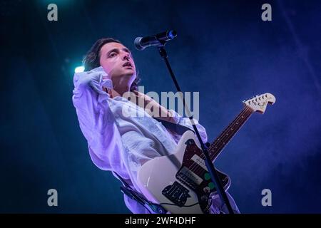 Cartagena, Spanien. Juli 2023. Die spanische Rockband Arde Bogota trat während ihres Auftritts beim La Mar de Musicas Festival in Cartagena auf. © ABEL Stockfoto