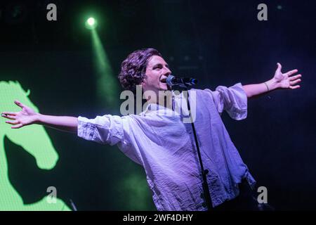 Cartagena, Spanien. Juli 2023. Die spanische Rockband Arde Bogota trat während ihres Auftritts beim La Mar de Musicas Festival in Cartagena auf. © ABEL Stockfoto