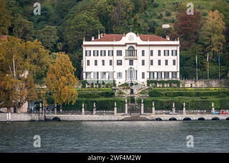 TREMEZZO, ITALIEN - OKTOBER 02,2023 - berühmte Villa Carlotta am Comer See, Italien Stockfoto