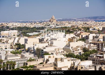 Rabat, Malta - 19. Juni 2023: Blick auf Xeuchia von Rabat auf der Insel Gozo, Malta (Malta) Stockfoto