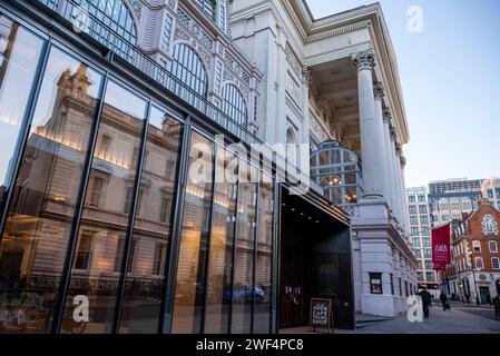 Paul Hamlyn Hall und Royal Opera House, Covent Garden, London, England, Großbritannien Stockfoto