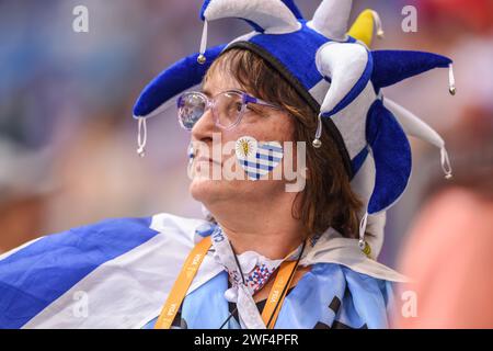 Samara, Russland – 25. Juni 2018. Elegante Dame aus Uruguay beim Spiel der FIFA-Weltmeisterschaft 2018 Uruguay gegen Russland (3:0). Stockfoto