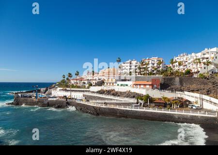 Der kleine Strand in Puerto de Santiago, Teneriffa, Kanarischen Inseln Stockfoto