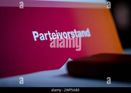 Symbolbild Parteivorstand des Buendnis Sahra Wagenknecht Symbolfoto Schild mit der Aufschrift Parteivorstand im Logo der neuen Partei BSW Buendnis Sahra Wagenknecht Berlin Berlin Deutschland *** symbolisches Bild des Parteivorstandes der Sahra Wagenknecht Allianz symbolisches Bild von das Schild mit der Inschrift Parteivorstand im Logo der neuen Partei BSW Buendnis Sahra Wagenknecht Berlin Berlin Deutschland Stockfoto