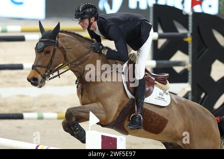 Amsterdam, Niederlande. Januar 2024. AMSTERDAM, NIEDERLANDE - 28. JANUAR: Frank Schuttert (NED) Gream beim Springen Amsterdam 2024 Harry Wouters van den Oudenweijer Trophy in der Amsterdam RAI. Foto von Gerard Spaans/Orange-Pictures) Credit: Orange Pics BV/Alamy Live News Stockfoto