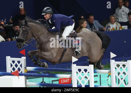 Amsterdam, Niederlande. Januar 2024. AMSTERDAM, NIEDERLANDE - 28. JANUAR: PIM Mulder (NED) Dunaghmore beim Springen Amsterdam 2024 Harry Wouters van den Oudenweijer Trophy in der Amsterdam RAI. Foto von Gerard Spaans/Orange-Pictures Credit: Orange Pics BV/Alamy Live News Stockfoto