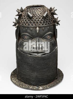 Ahnenkopf (uhunmwun-elao) aus Benin Königreich Nigeria. 18./Anfang des 19. Jahrhunderts. Im Besitz des Art Institue of Chicago. Stockfoto