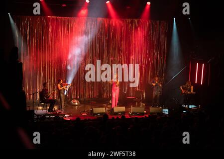 Glasgow Schottland. 21. Januar 2024. Kinnaris Quintet, schottische Folk-Band, trat im Old Fruitmarket bei Celtic Connections 2024 auf. Foto Pauline Keightley/Alamy. Stockfoto