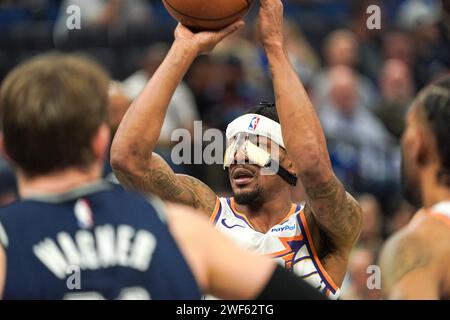 Orlando, Florida, USA, 28. Januar 2024, Phoenix Suns Wache Bradley Beal #3 schießt einen Freiwurf im Kia Center. (Foto: Marty Jean-Louis/Alamy Live News Stockfoto