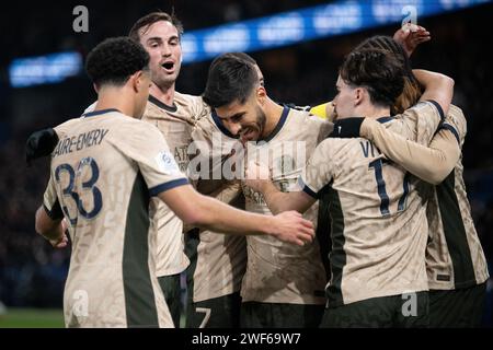 Paris, Frankreich. Januar 2024. Die Spieler von Paris Saint-Germain feiern beim Fußballspiel der französischen Liga 1 zwischen Paris Saint-Germain und Stade Brestois 29 (Brest) im Parc des Princes in Paris, Frankreich, 28. Januar 2024. Quelle: Jack Chan/Xinhua/Alamy Live News Stockfoto