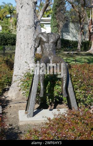 Beverly Hills, Kalifornien, USA 26. Januar 2024 Kunststatue am 26. Januar 2024 in Beverly Hills, Kalifornien, USA. Foto: Barry King/Alamy Stock Photo Stockfoto