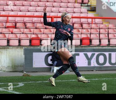 LONDON, ENGLAND: Chloe Kelly vom Manchester City WFC während des Barclays FA Women's Super League Fußballspiels zwischen Tottenham Hotspur Women und Manches Stockfoto