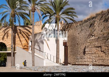 Dezember 2023 - Außenansicht von es Baluard, Palmas Museum für moderne und zeitgenössische Kunst Stockfoto