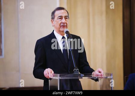 Mailand, Italien. Januar 2024. Foto Alessandro Bremec/LaPresse29-01-2024 Milano, Italia - Cronaca - La Cerimonia di riconoscimento delle botteghe storiche a Palazzo Marino a Milano. Nella Foto: Giuseppe Sala 29. Januar 2024 Milano Italien - Nachrichten - die Anerkennungszeremonie der historischen Werkstätten im Palazzo Marino in Mailand. Auf dem Foto: Giuseppe Sala Credit: LaPresse/Alamy Live News Stockfoto