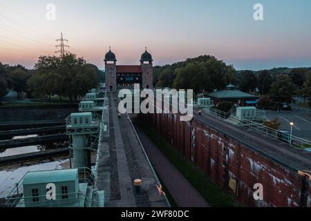 Drohnenblick auf den Waltrop Schleusenpark Stockfoto