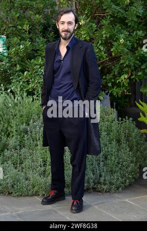 Rom, Italien. Januar 2024. Pierluigi Pasino nimmt am Fotoruf der Rai-fernsehserie „Mameli“ in der Viale Mazzini Teil. (Foto: Mario Cartelli/SOPA Images/SIPA USA) Credit: SIPA USA/Alamy Live News Stockfoto