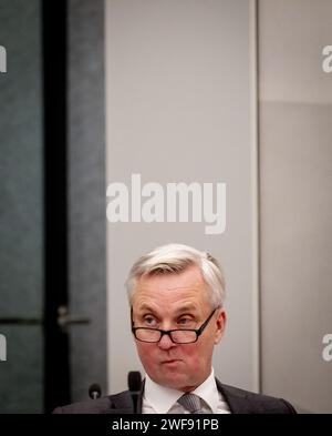 DER scheidende Staatssekretär Eric van der Burg (Asyl und Migration) in der Groen van Prinsterer Hall des Repräsentantenhauses, bevor er sich mit dem Justiz- und Sicherheitskomitee befasste, wo er seine Pläne verteidigte, die am Haushaltstag vorgelegt wurden. ANP ROBIN UTRECHT niederlande raus - belgien raus Stockfoto