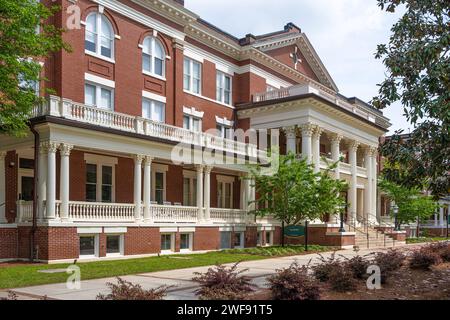 Historische Terrell Hall auf dem Campus des Georgia College & State University in Milledgeville, Georgia. (USA) Stockfoto