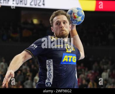 Albin Lagergren aus Schweden während der EHF Euro 2024 der Männer, Platzierungsspiel 3/4, Handballspiel zwischen Schweden und Deutschland am 28. Januar 2024 in der Lanxess-Arena in Köln Stockfoto