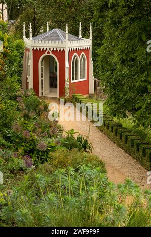 Großbritannien, England, Gloucestershire, Painswick, Rococo Garden, das Eagle Sommerhaus Stockfoto