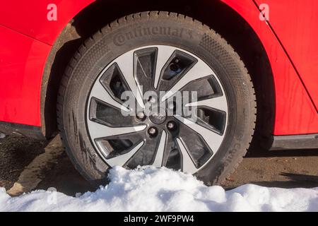 ar-Reifen im Schnee Stockfoto