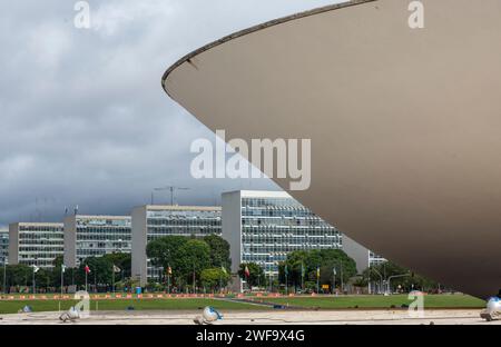 Federal District - Brasília - Brasilien 24. september 2013. Blick von der Esplanada dos Ministérios aus Sicht der Abgeordnetenkammer Stockfoto