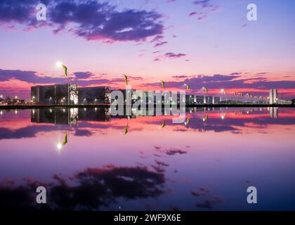 Blick von esplanada dos ministerios at Dawn, brasilia, Brasilien Stockfoto