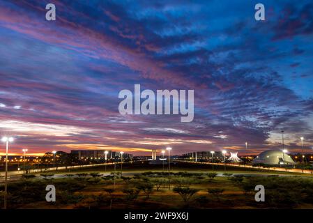 Blick von esplanada dos ministerios at Dawn, brasilia, Brasilien Stockfoto