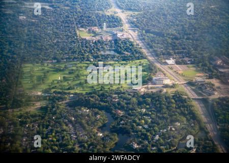 Edina, Minnesota. Blick aus der Vogelperspektive auf den Edina Country Club und den Golfplatz. Es gilt als einer der besten im Bundesstaat. Stockfoto