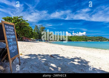 Restaurant Menü Brett Display, Choeng Mon Strand, Bo Phut, Ko Samui, Thailand Stockfoto