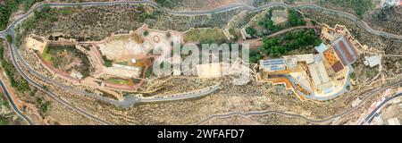 Luftbild von oben nach unten Panorama der Burg Lorca in Spanien Stockfoto