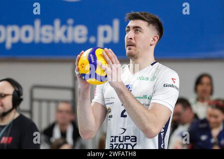 Kezierzyn Kozle, Polen. Januar 2024. Lukasz Kaczmarek von ZAKSA Kedzierzyn-Kozle wurde während des Volleyballspiels PlusLiga 2023/2024 zwischen ZAKSA Kedzierzyn-Kozle und AZS Olsztyn in Hall (ZAKSA Kedzierzyn-Kozle) gesehen. Endpunktzahl; ZAKSA Kedzierzyn-Kozle 3:2 (19:25, 25:20, 27:29, 25:23, 15:13) AZS Olsztyn. Quelle: SOPA Images Limited/Alamy Live News Stockfoto