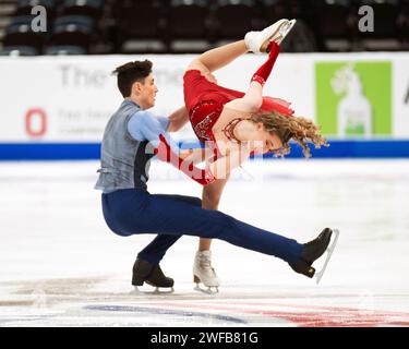 Columbus, Ohio, Usa. Januar 2024. Emily Renzi und William Lissauer skaten im Junior Free Dance Program bei den US-Eiskunstlauf-Meisterschaften. Quelle: Brent Clark/Alamy Live News Stockfoto