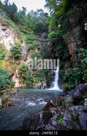 Wasserfall Salto do Cabrito auf der Insel São Miguel auf den Azoren Stockfoto