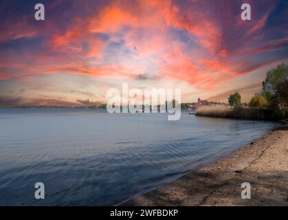 Sonnenuntergang in Waren an der Müritz, Mecklenburgische Seenplatte Stockfoto