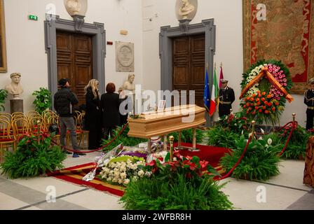 Roma, Italien. 30. Januar 2024. Foto: Sandra Milos Trauerkammer im Campidoglio. Auf dem Foto der Sarg im Protomoteca-Raum im Campidoglio Credit: LaPresse/Alamy Live News Stockfoto