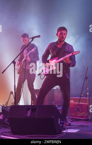 Stewart Burns und Liam Dunning von Gold Jacks live am 2. August 2014 im Dance House Theatre in Manchester Stockfoto