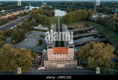 Reise Deutschland Ruhrgebiet Industriekultur Drone Blick auf den Schleusenpark Waltrop Stockfoto