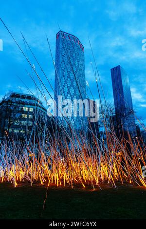 „Sign“ von Vendel & de Wolf Canary Wharf Winter Lights 2024, London, Großbritannien Stockfoto