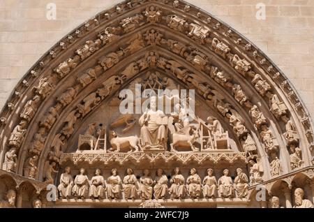 Burgos, Puerta del Sarmental oder Puerta sacramental. Catedral de Santa Maria gotische 13-14. Jahrhundert. Burgos, Castilla y Leon, Spanien. Stockfoto