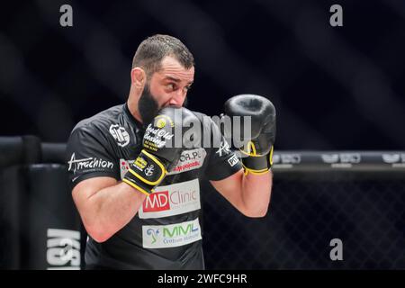 Mamed Khalidov von Polen wurde während des XTB KSW EPIC Media Trainings vor der xtb ksw Epic Fight Gala 02/2024 in der Arena Gliwice gesehen. Stockfoto