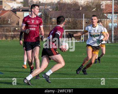 West Dunbartonshire, Schottland, Vereinigtes Königreich. 27. Januar 2024: Das Corn na Mac Leinn Halbfinale zwischen Glasgow University und Liverpool Hope. Stockfoto