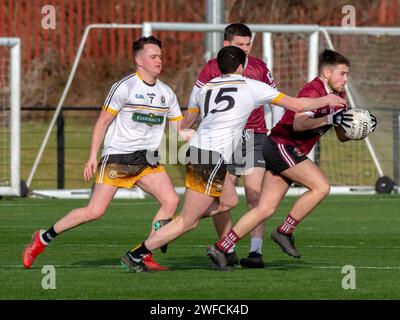 West Dunbartonshire, Schottland, Vereinigtes Königreich. 27. Januar 2024: Das Corn na Mac Leinn Halbfinale zwischen Glasgow University und Liverpool Hope. Stockfoto