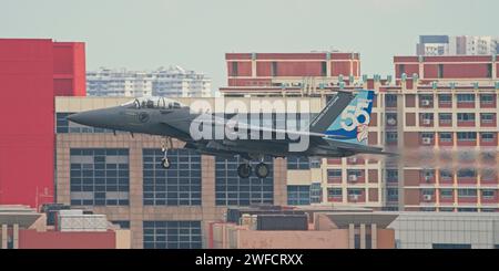 Die Air Force der Republik Singapur F15SG zum 55. Jahrestag der Hecklackierung Stockfoto