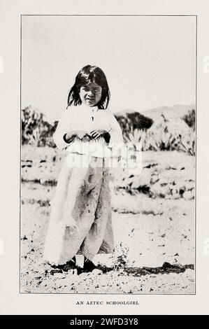 Ein aztekisches Schulmädchen, Mexiko von Nevin Otto Winter Stockfoto