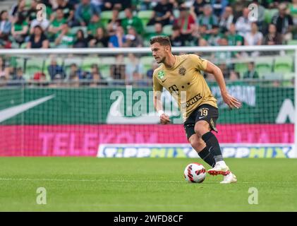 Budapest, Ungarn – 7. Mai 2022. Ferencvaros Mittelfeldspieler Balint Vecsei während der ungarischen OTP Bank Liga Spielwoche 32 Spiel Ferencvaros gegen MTK Budapest (0- Stockfoto