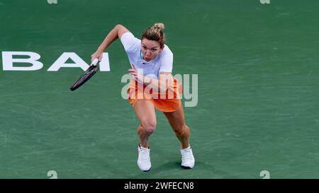 Jelena OSTAPENKO (LAT) gegen Simona HALEP (ROU) während ihres Halbfinalspiels im Singles im Rahmen der Dubai Duty Free Tennis Championships WTA 500 am 18. Februar 2022 in Dubai, Vereinigte Arabische Emirate. Foto von Victor Fraile / Power Sport Images Stockfoto