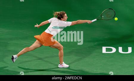 Jelena OSTAPENKO (LAT) gegen Simona HALEP (ROU) während ihres Halbfinalspiels im Singles im Rahmen der Dubai Duty Free Tennis Championships WTA 500 am 18. Februar 2022 in Dubai, Vereinigte Arabische Emirate. Foto von Victor Fraile / Power Sport Images Stockfoto