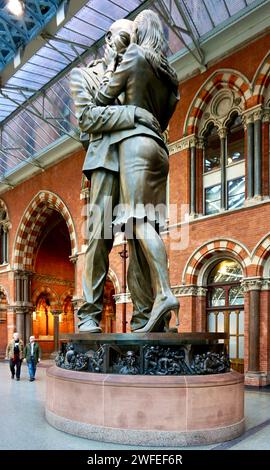 Bilder, die in und um den Bahnhof St. Pancras International aufgenommen wurden. Stockfoto