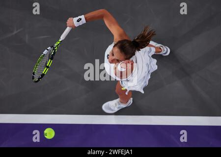 Linz, Oberösterreich, Österreich. 30. Januar 2024. Lucia Bronzetti (ITA) in Aktion während der Oberösterreich Damen Linz - Damen Tennis, WTA500 (Credit Image: © Mathias Schulz/ZUMA Press Wire) NUR REDAKTIONELLE VERWENDUNG! Nicht für kommerzielle ZWECKE! Stockfoto